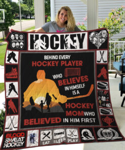 Buy Ice Hockey Mom Behind Every Hockey Player Quilt Blanket & Quilt Bedding Set Great Customized Gifts For Birthday Christmas Thanksgiving Mother'S Day Perfect Gifts For Ice Hockey Lover