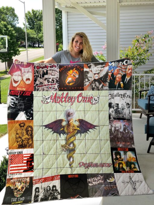 Buy Limited Edition Motley Crue Quilt Blanket & Quilt Bedding Set