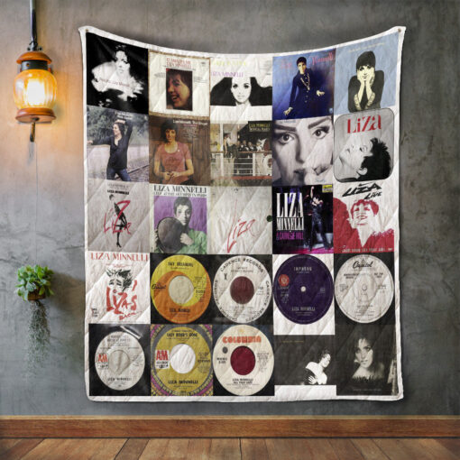 Buy Liza Minnelli Quilt Blanket & Quilt Bedding Set