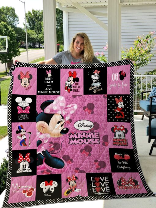 Buy Minnie Mouse Quilt Blanket & Quilt Bedding Set