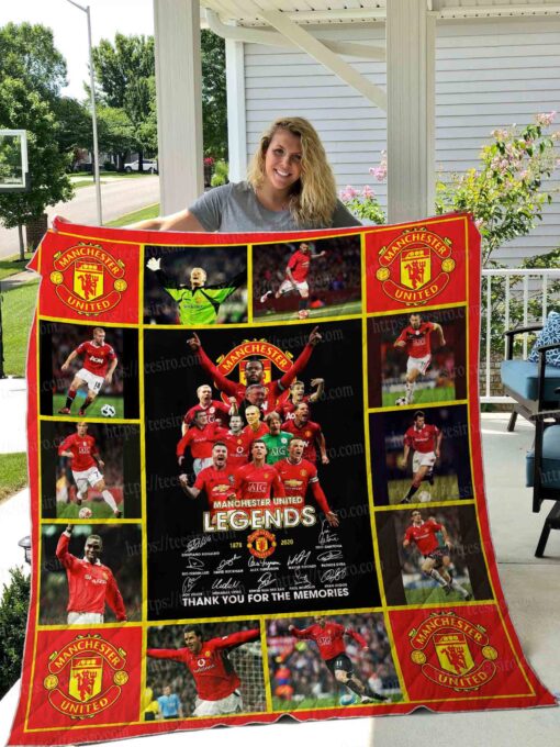 Buy Manchester United All Season Plus Size Quilt Blanket & Quilt Bedding Set