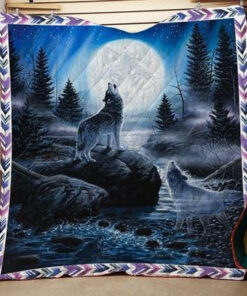 Buy Moon Wolf Howling At Night Quilt Blanket & Quilt Bedding Set Great Customized Blanket Gifts For Birthday Christmas Thanksgiving