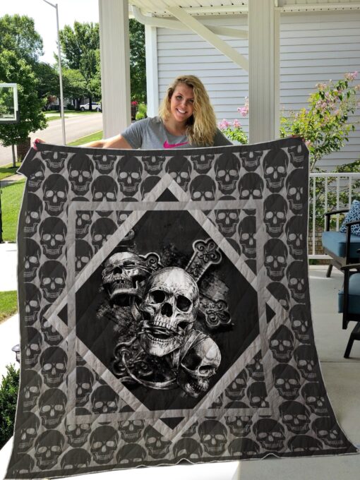 Buy Skull Pattern Quilt Blanket & Quilt Bedding Set Great Customized Gifts For Birthday Christmas Thanksgiving Perfect Gifts For Skull Lover