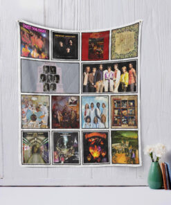 Buy Three Dog Night Quilt Blanket & Quilt Bedding Set