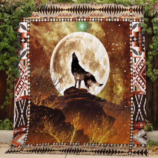 Buy Wolf Howling At The Moon Quilt Blanket & Quilt Bedding Set Great Customized Gifts For Birthday Christmas Thanksgiving Perfect Gifts For Wolf Lover