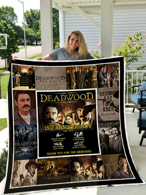 Buy Deadwood Quilt Blanket & Quilt Bedding Set