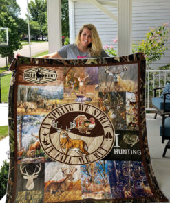 Buy Deer And Turkey Hunting In Spring We Strut Quilt Blanket & Quilt Bedding Set Great Customized Gifts For Birthday Christmas Thanksgiving Perfect Gifts For Hunting Lover