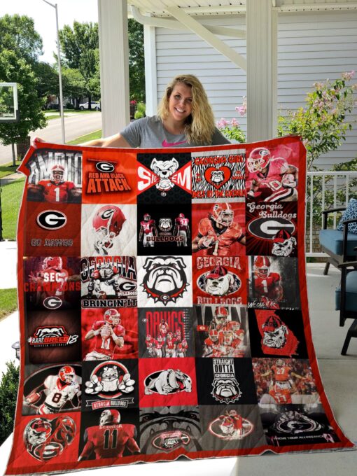 Buy Georgia Bulldogs Red And Black Attack Quilt Blanket & Quilt Bedding Set Great Customized Blanket Gifts For Birthday Christmas Thanksgiving