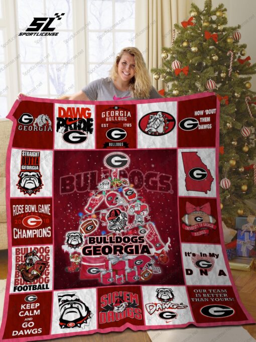 Buy Georgia Bulldogs Christmas Tree Quilt Blanket & Quilt Bedding Set Great Customized Blanket Gifts For Birthday Christmas Thanksgiving